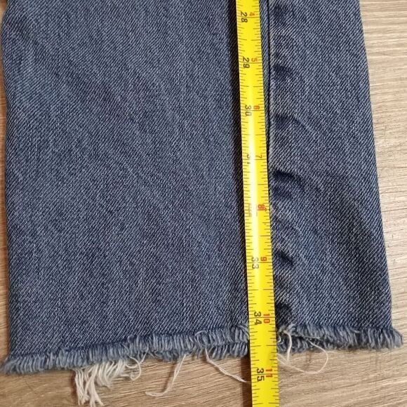 Old Navy Button Fly Distressed High Rise Slouchy Straight Leg Jeans Size 2 NWOT - Picture 9 of 12